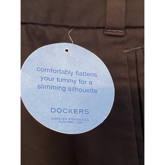 Dockers Brown Mid Rise Curvy Capri Pants Women's Size 16 New NWT - Picture 5 of 11